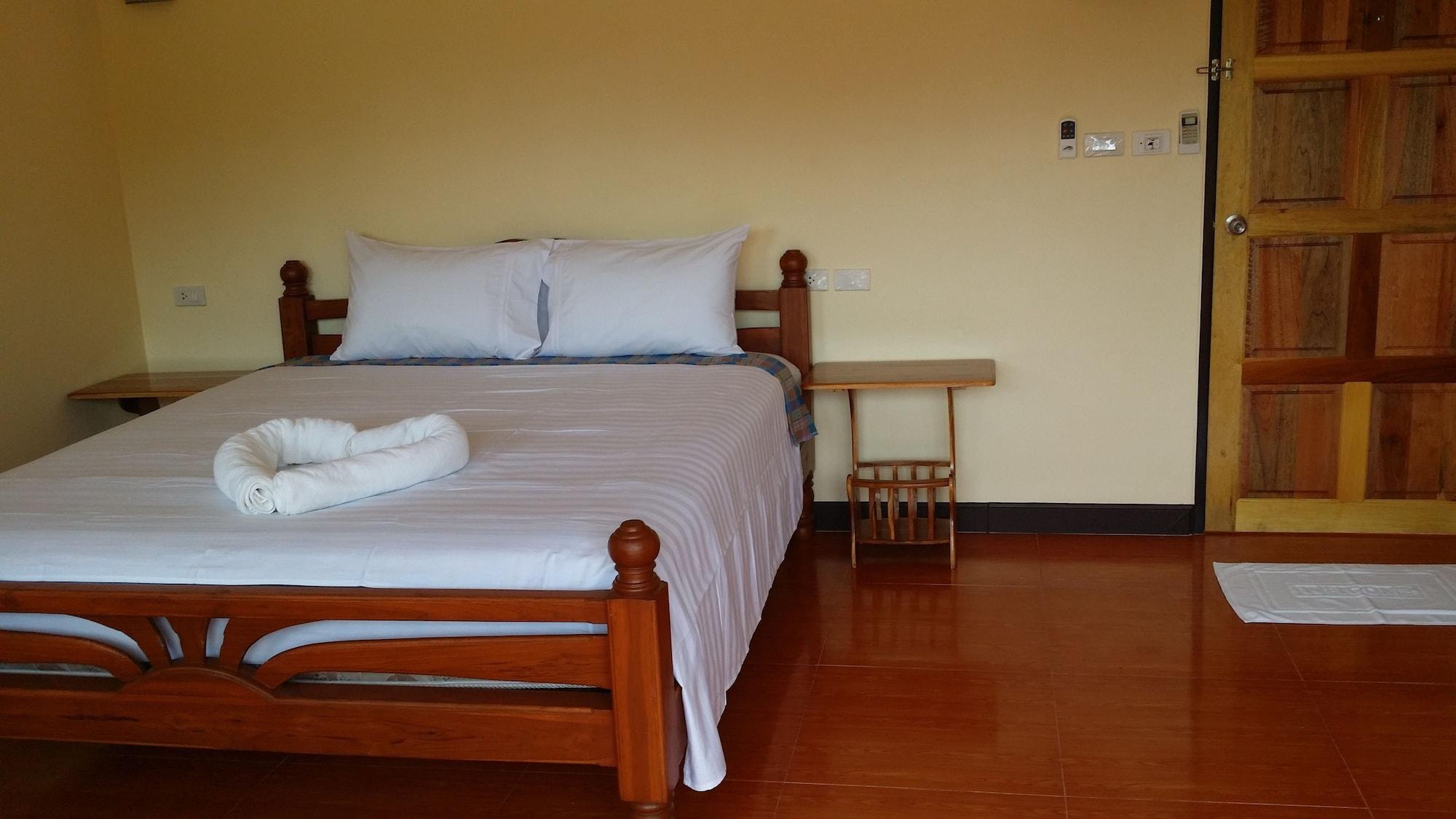 Spy Home Khao Lak Exteriör bild