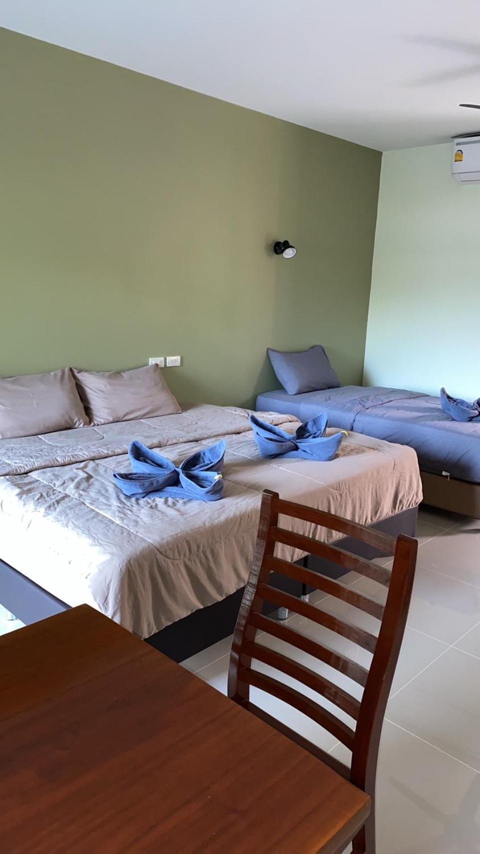 Spy Home Khao Lak Exteriör bild