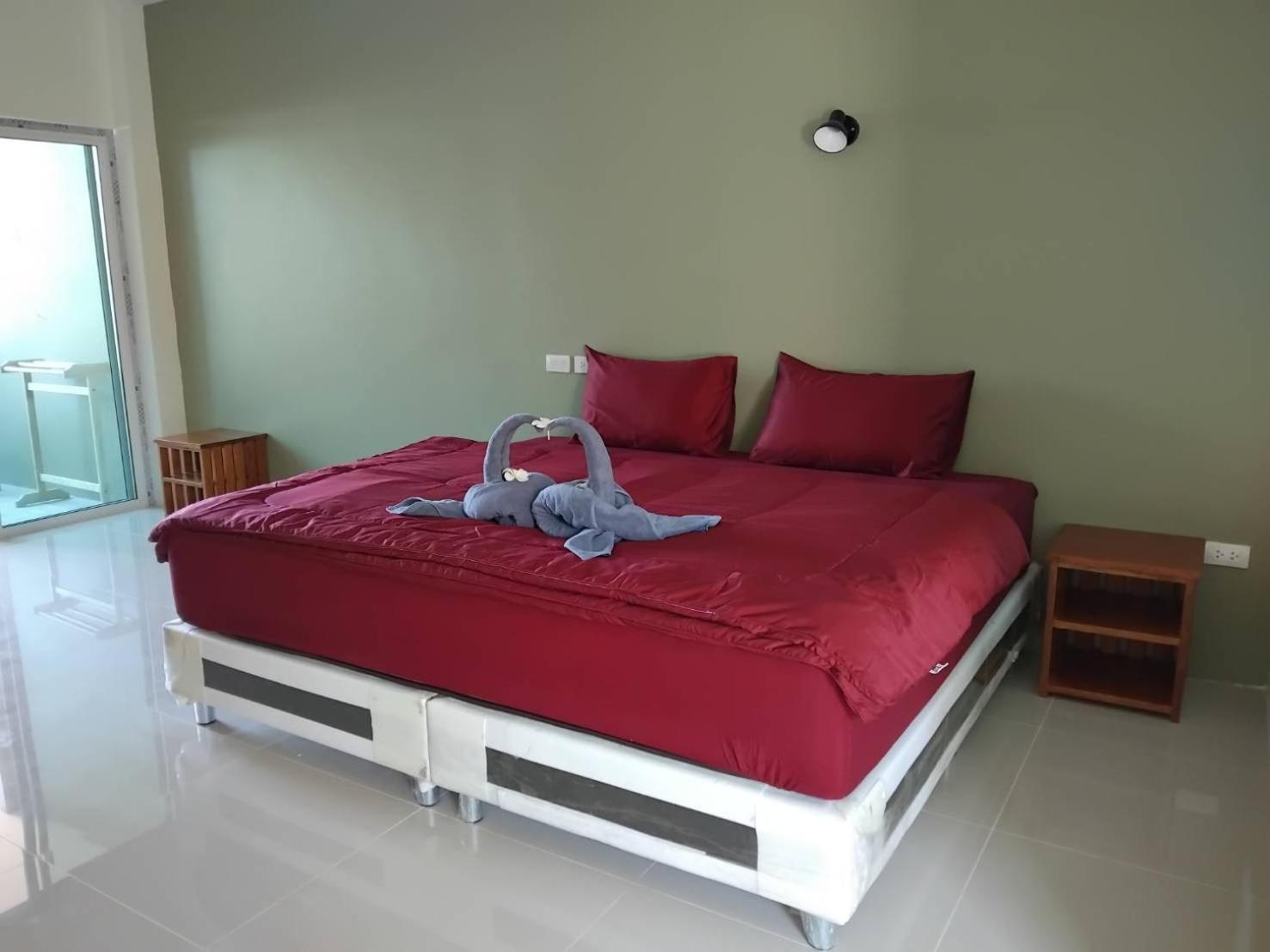 Spy Home Khao Lak Exteriör bild