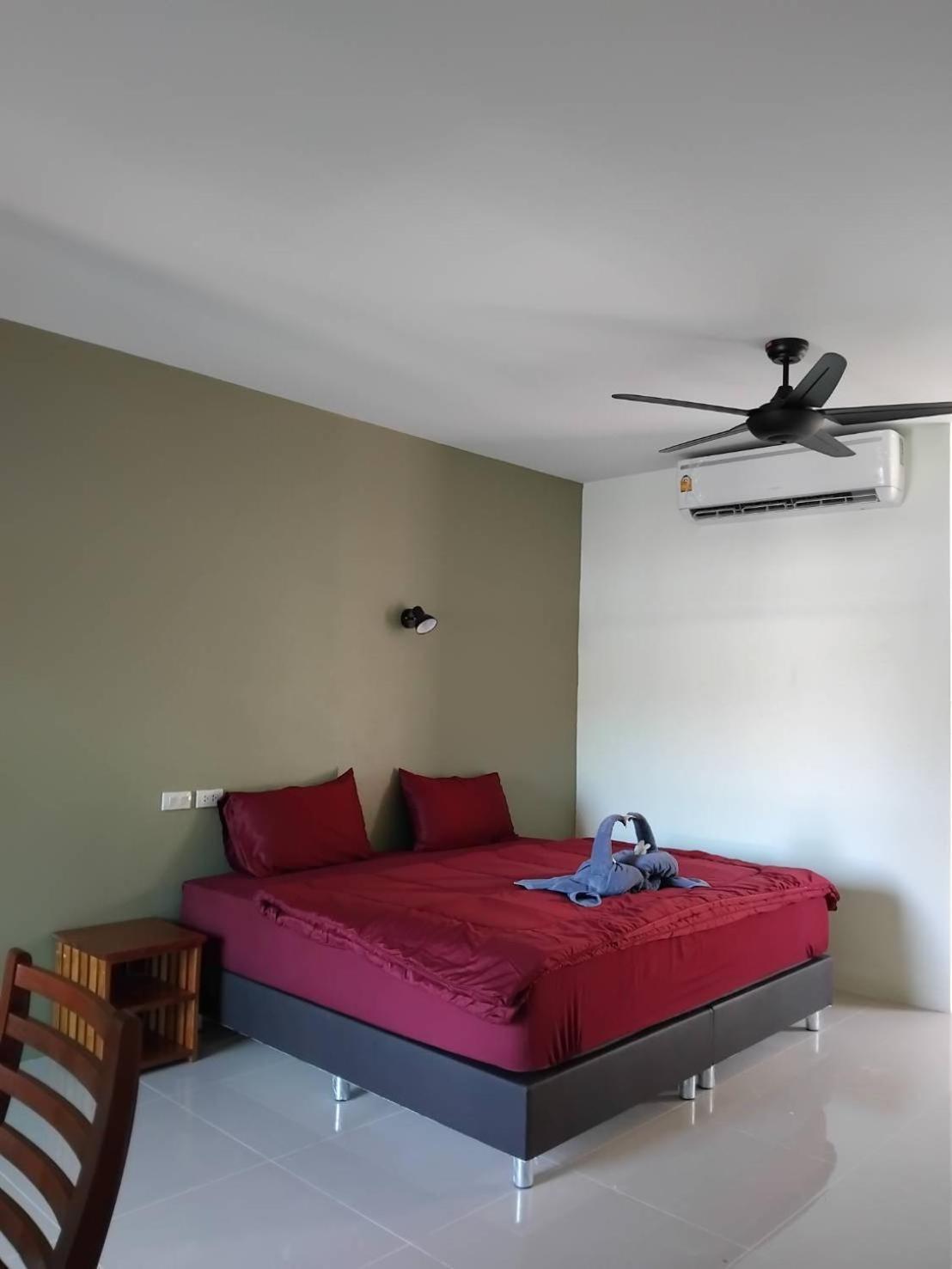 Spy Home Khao Lak Exteriör bild